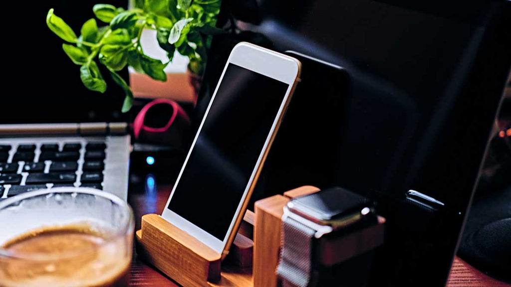 The Top 8 Reasons Why a Cell Phone Stand Is So Important in 2021